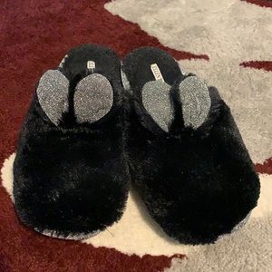 Ellen Tracy Womens L(9) black fuzzy bunny slippers